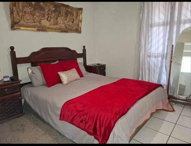 1 BEDROOM TOWNHOUSE FOR SALE IN BRACKENDOWNS